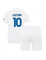 Inter Milan Lautaro Martinez #10 Vieraspaita Lasten 2023-24 Lyhythihainen (+ shortsit)